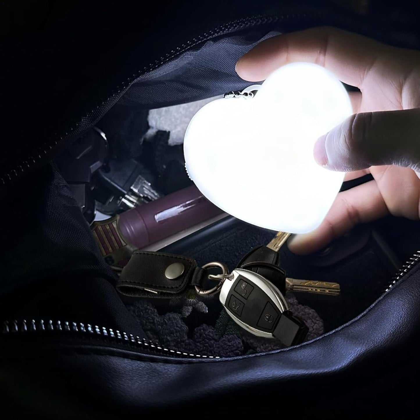 Glowing LED Heart Automatic Sensor Handbag Lights