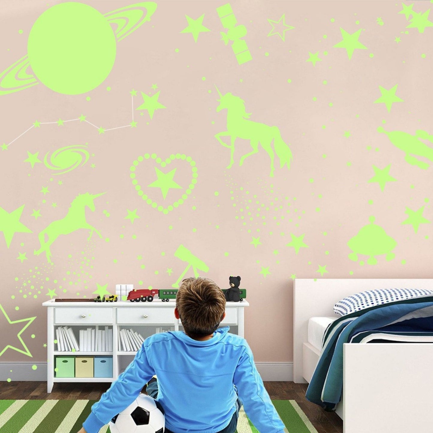 Glow in The Dark Unicorns and Stars for Ceiling Stickers